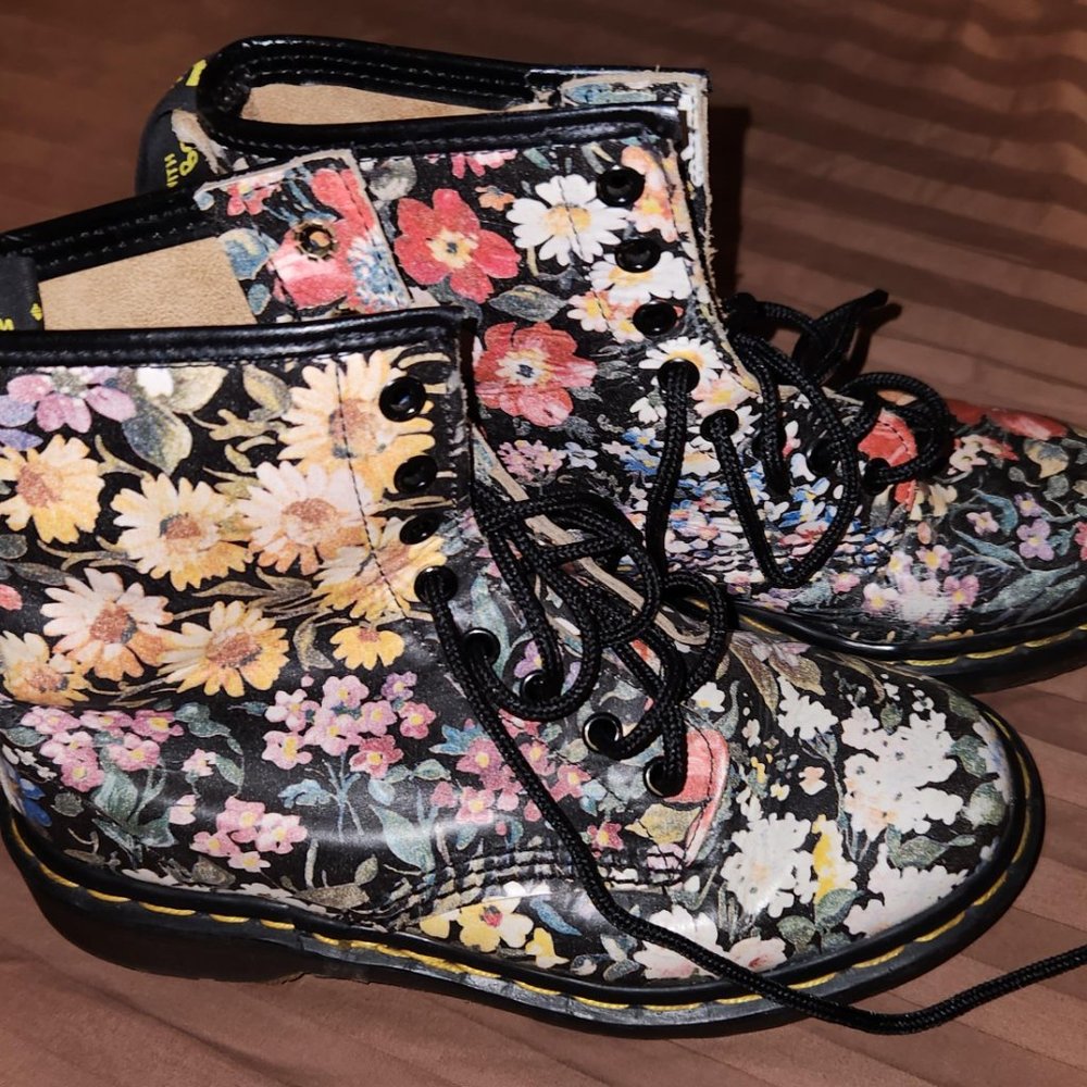 Rare Vintage Floral Doc Martens, UK5 US7, Made in England